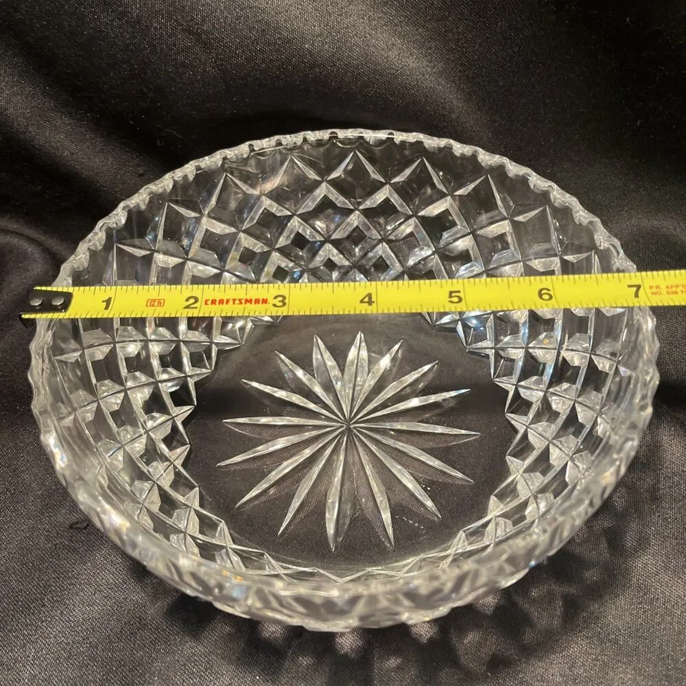 Beautiful Vintage Cut Crystal Round Centerpiece Bowl Heavy Glass 7” D X 3” T
